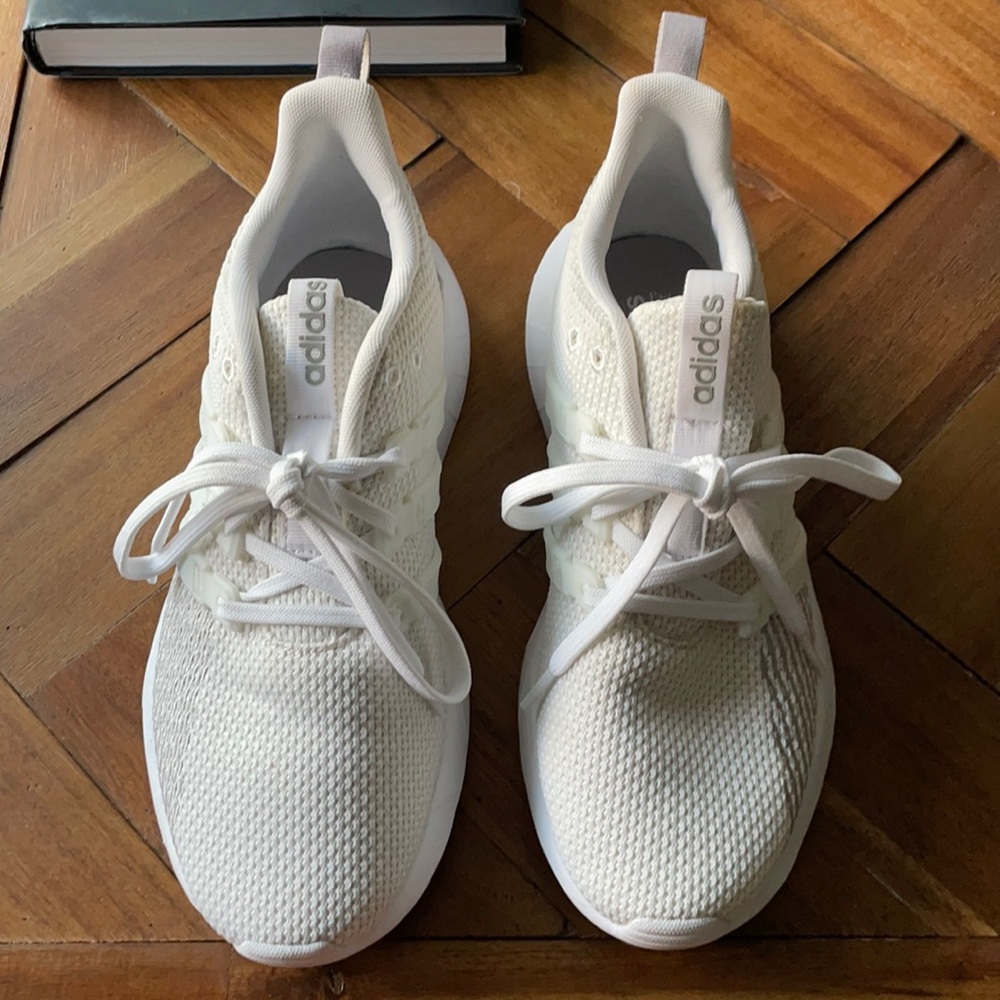 White Adidas sneakers size 7.5